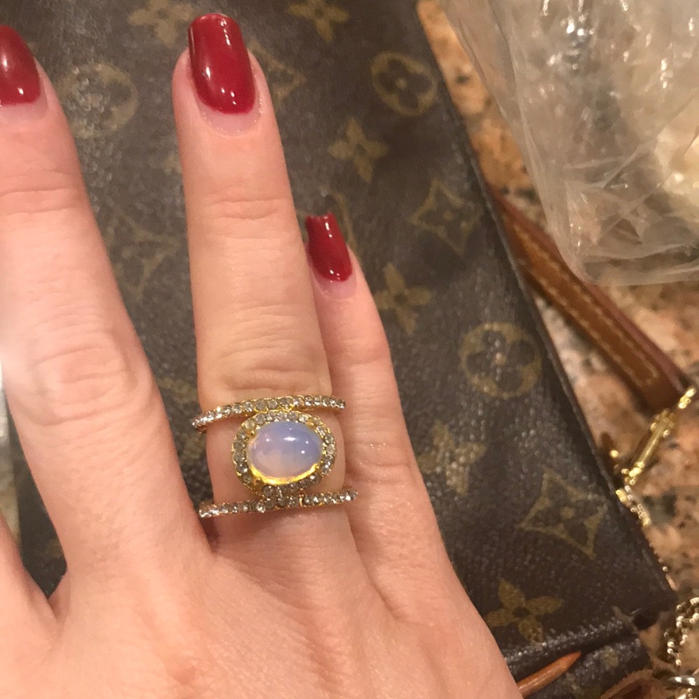 1 Moonstone fashion ring!! - Picture 5 of 5